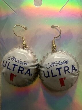 Michelob ULTRA Bottle Cap Dangle Earrings - White & Blue